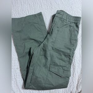 NWOT Ambiance Apparel Cargo Pants